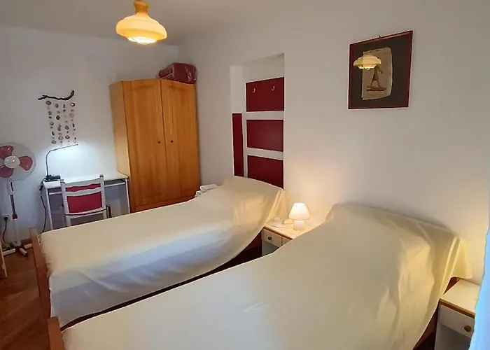 Διαμέρισμα Levak - Apt. 1 Pjescana Uvala